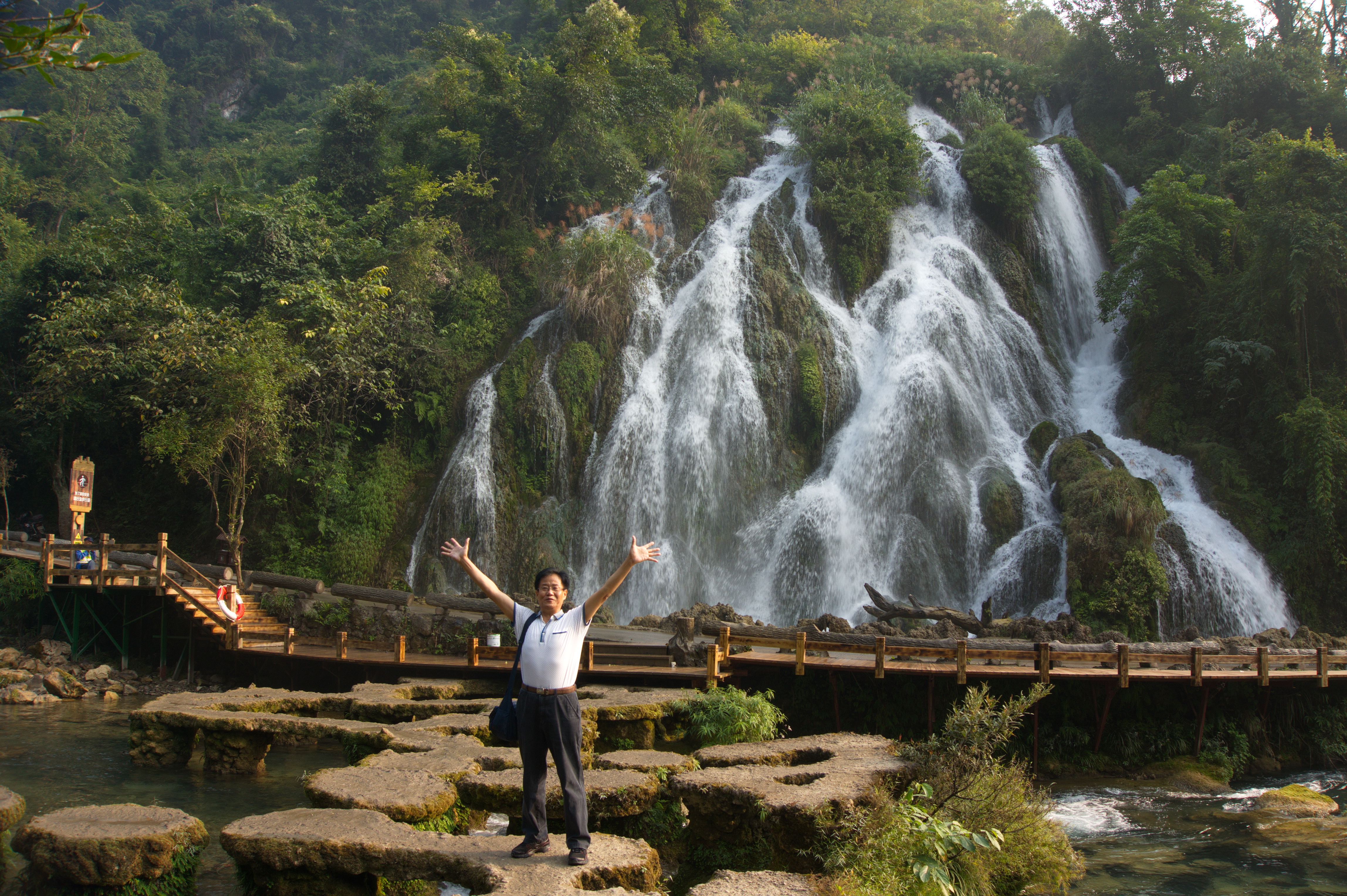 荔波旅游攻略(荔波旅游攻略最佳线路)